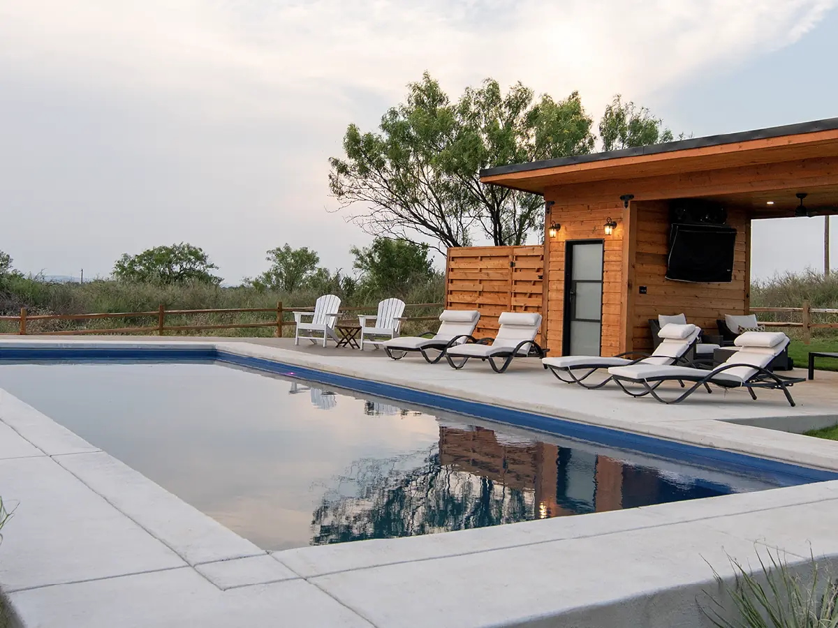 COST COMPARISON: analyzing pool investment and value