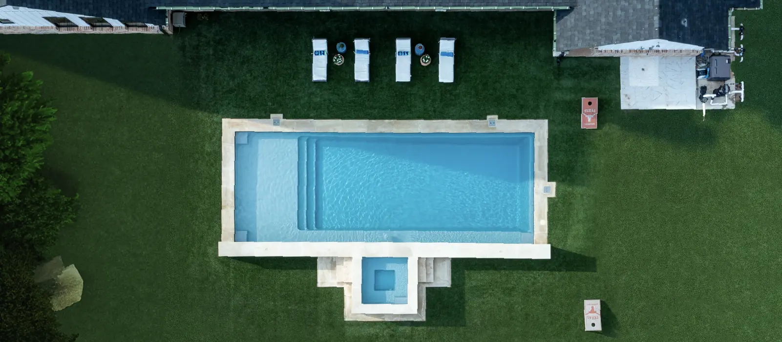 AvivaWebPhotoCrops-6Footer The urban-friendly design of the Ovation backyard pool