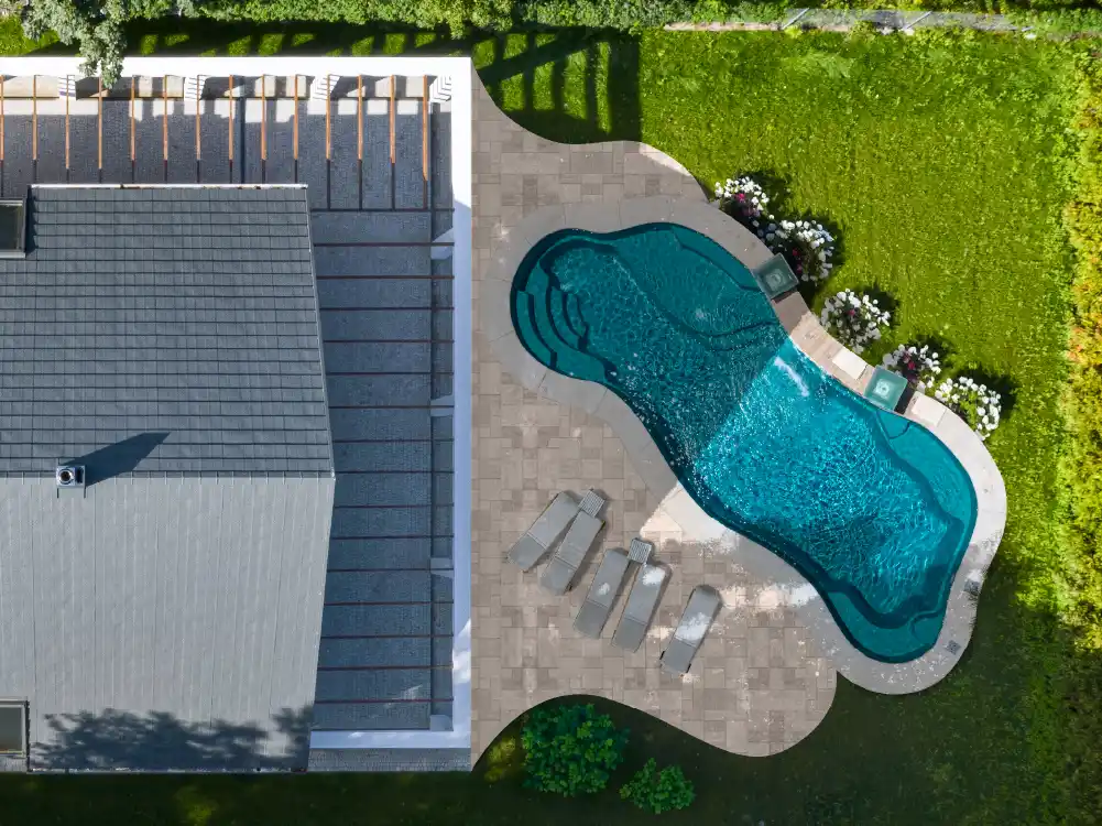 041025-UltimatePoolParty-2HowToDesign HOW TO DESIGN THE Ultimate POOL PARTY ENTERTAINMENT SPACE