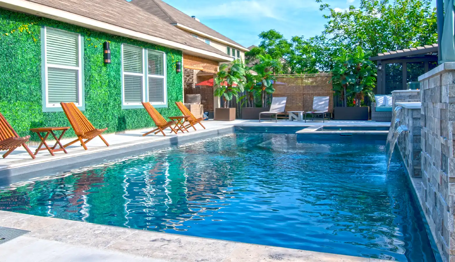 The pool installation process
