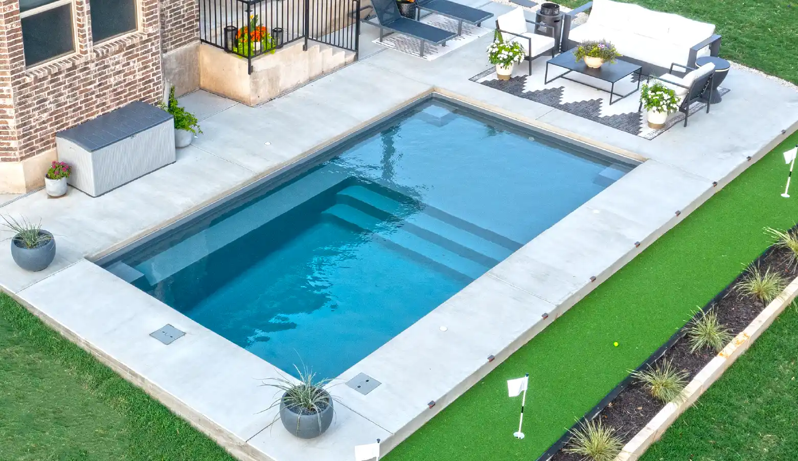 Small Pools: the ultimate backyard luxury for wellness enthusiasts