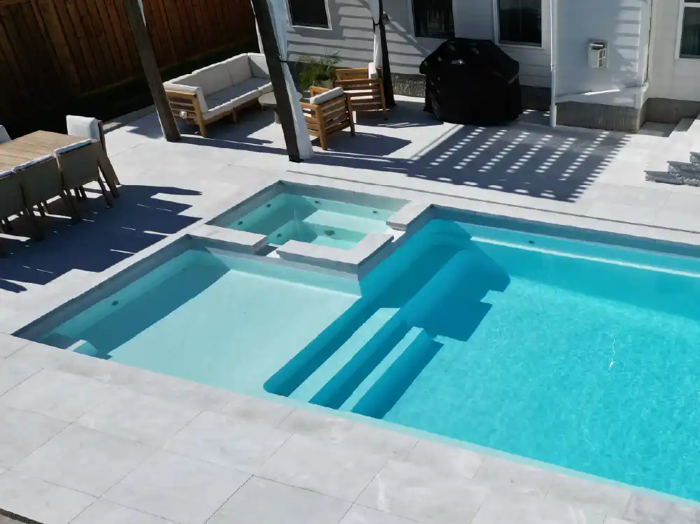 Understanding Your Fiberglass Pool Investment in Tennessee