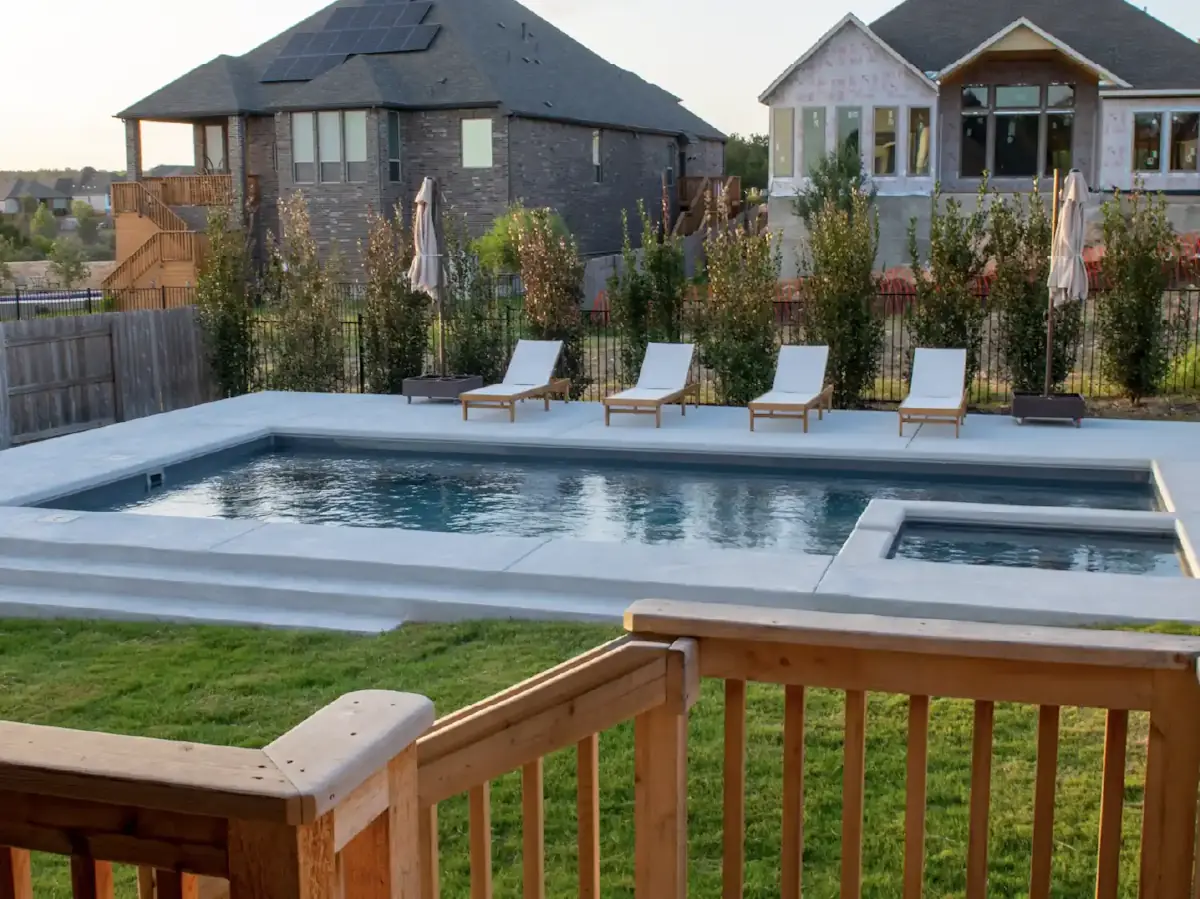 Maintaining Your Pool Through Kentucky Seasons